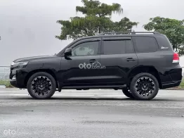 Bề thế uy nghi