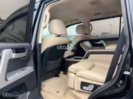 Bề thế uy nghi