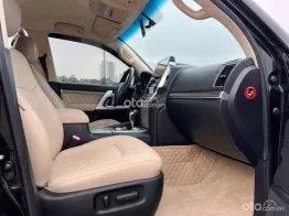 Bề thế uy nghi