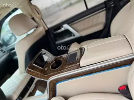 Bề thế uy nghi