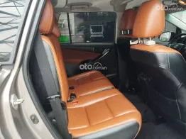 Innova qua sữ dụng đẹp