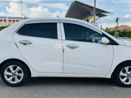 Xe gia đình rất đẹp lốp mới đăng kiểm mới