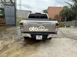 Isuzu Dmax 2015 - 13600 km