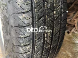 Isuzu Dmax 2015 - 13600 km