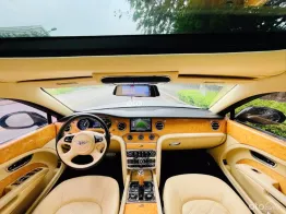 Bentley Mulsanne 6.8 V8 sản xuất 2014, chạy hơn 5 vạn km như mới!