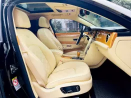 Bentley Mulsanne 6.8 V8 sản xuất 2014, chạy hơn 5 vạn km như mới!