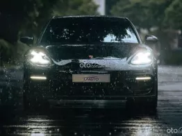 Option 1 tỷ 5 - Đen nội thất đỏ