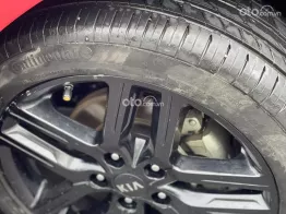 Salon xin được chào bán chiếc xe