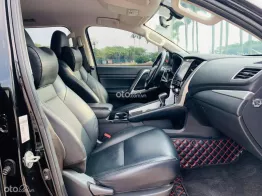 Xe đẹp siêu lướt, chất khỏi bàn