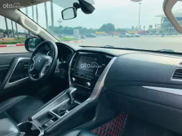 Xe đẹp siêu lướt, chất khỏi bàn