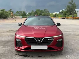 Đã trang bị nhiều option, xe lăn bánh 40.000 km