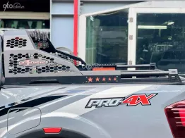 Bán tải 2 cầu đẳng cấp 2022