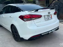 Mẫu sedan trẻ trung, giá tốt thương lượng