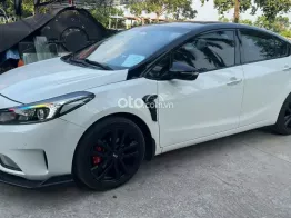 Mẫu sedan trẻ trung, giá tốt thương lượng