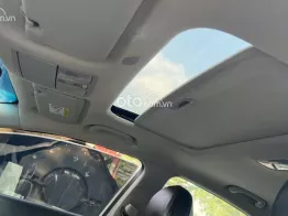 Mẫu sedan trẻ trung, giá tốt thương lượng