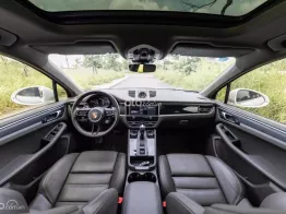 Xe lướt 10.000 km option nhiều