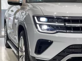 Màu trắng nội thất be giao sớm toàn quốc, phiên bản giới hạn dành cho chủ tịch