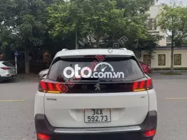 Peugeot 5008 GT 1.6 AT 2022