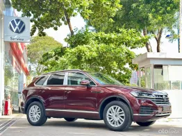 Màu đỏ khuyến mãi tháng 11/2025 hỗ trợ 100 triệu cho khách hàng liên hệ Ms Minh Thư