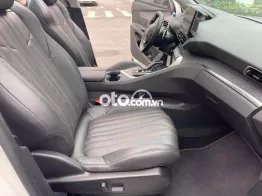 Peugeot 5008 2022 AL 1.6 AT - 30,000 km siêu đẹp.