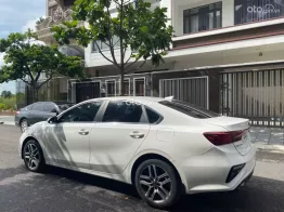 Kia cerato 1.6 AT Luxury 2020