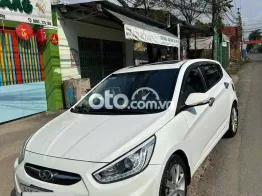 Hyundai Accent 2014 1.4 AT Hatchback - 67000 km