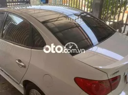 Ô tô Avante MT1.6 2011