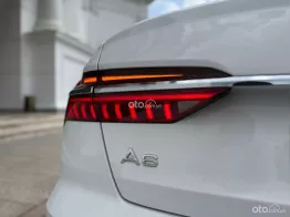 Xe nội thất còn mới, bảo dưỡng full hãng