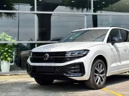 Phiên bản Rline mẫu mới sang trọng đẳng cấp ưu đãi 3 năm bảo dưỡng miễn phí