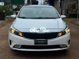 Kia Cerato 2017 1.6 AT - 98000 km