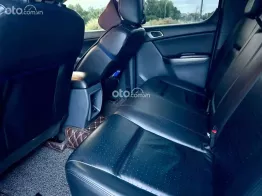 Mazda BT-50 2017 số tự động