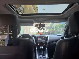 18 1070 2021 4x4 AT Premium - 12 km