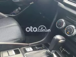 Cần bán xe Mazda3 2017 - 8v xe bao zin 99,9%