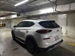 Hyundai Tucson 2019 số tự động