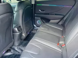 Hyundai Elantra bản đặc biệt