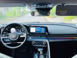 Hyundai Elantra bản đặc biệt