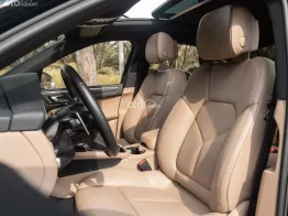 Phiên bản facelift 2021 đầy đủ option cao cấp