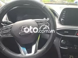 Hyundai Santa Fe 2019 2.2L AT 4WD - 68000 km