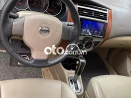 Nissan Grand livina 2010 1.8 AT Siu Đẹp