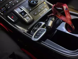 Màu đen biển phố cam kết