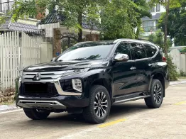 Mitsubishi Pajero Sport 2022 số tự động tại Hà Nội