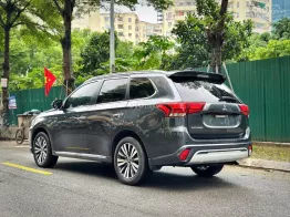 Xe đẹp chạy ít km zin 100% siêu mới