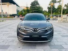 SUV điện tiết kiệm năng lượng với thiết kế hiện đại