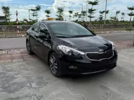 Xe đẹp chủ đi giữ gìn