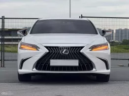 Lexus ES 250 2022