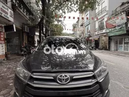 Toyota Innova Ventu 2019 số tự động màu đen