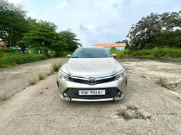 Toyota Camry 2015