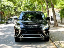 Xe gia đình rộng rãi đã qua sử dụng