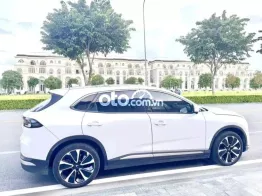 CHÍNH CHỦ cần bán VF8 Plus Trắng nội thất đen