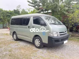 Bán xe tải van Toyota Hiace 2009 6 chỗ dầu sàn